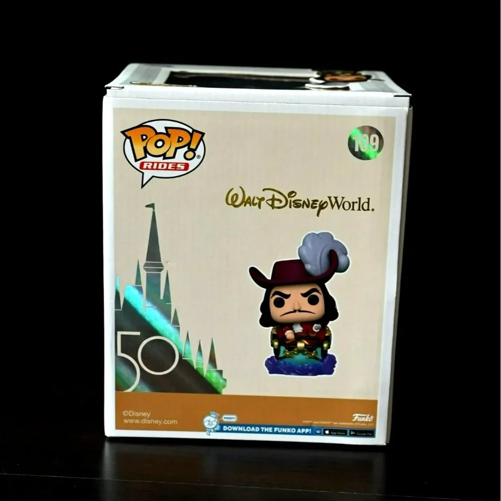 Funko Pop! Disney World Captain Hook Peter Pan's Attraction 50th Pop #109 - Picture 5 of 7